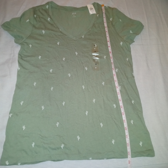 GAP Cactus Print T-Shirt Size M - Picture 6 of 11